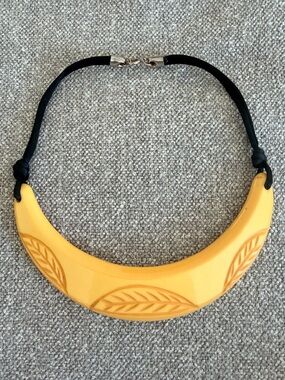 RARE Bakelite Carved Bib Necklace in Egg Yolk Yellow